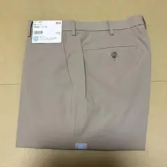 UNIQLO ユニクロ 感動パンツ ライト ベージュ 79×76のサムネイル
