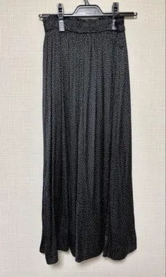 自由区　ドット柄 ガウチョパンツ 黒