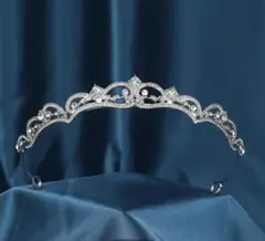 【ティアラ】ヘッドドレス キュービックジルコニア ウェディング　結婚式　低め