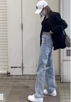 フリンジヘムセミフレアデニム