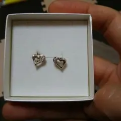 フォリフォリ オープンハート ジルコニア シルバー ピアス