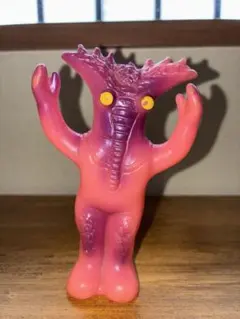マルサン　スタンダード　ガボラ　ピンク　ソフビ マルサン 初期 ガボラ ピンク 当時物 怪獣 ソフビ スタンダード - メルカリ