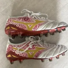 モレリアネオ4βセルヒオ・ラモスコラボ国内500足限定 定価3万3000円