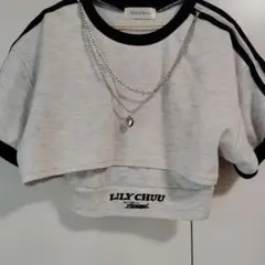 Lily Chuu クロップドTシャツ グレー140しまむらのサムネイル