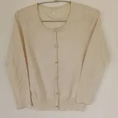 美品!!　プロポーションボディドレッシング　ビジューボタン付きカーディガンのサムネイル