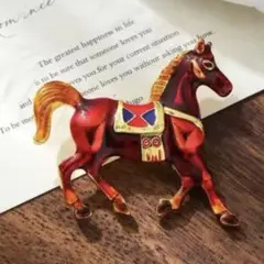 ブローチ　赤馬　レッド系　エナメル仕上げ　艷やか　上品　清楚　エレガント