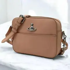 ヴィヴィアンウエストウッド オーブ ショルダーバッグ レザー ベージュ シルバー