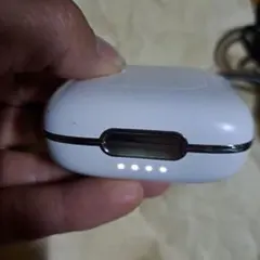 3COINS スリコ　T79 ワイヤレスイヤホン　ケースのみ　充電器のサムネイル