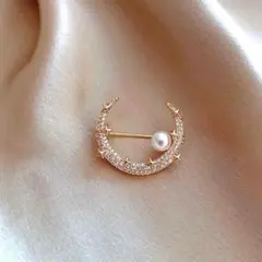 パール クリスタル 月型ブローチ 晴れの日 結婚式 晴れの日 可愛い 韓国