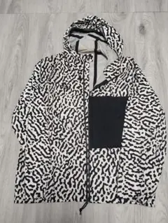 NIKE ACG ナイロンジャケット 総柄 フード付き