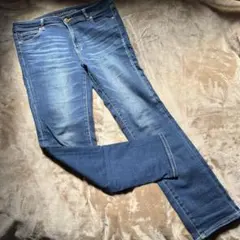 Item thumbnail for item 2de5538a-9f0a-4e5c-8001-797aa25cd7a8