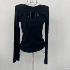 Cygne シーニュショルダーオープンカットオフT Colasブラック - メルカリ