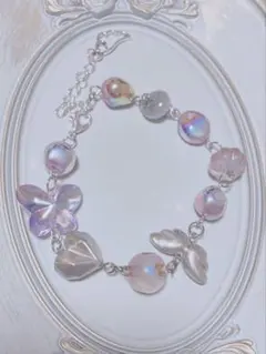 蝶と羽根のブレスレット　パープル