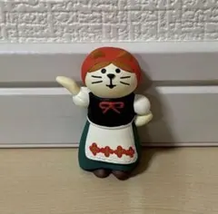デコレ　コンコンブル　フォークダンス猫