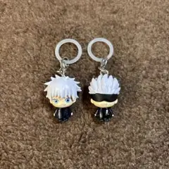 新品同様美品呪術廻戦　懐玉•玉折めじるしアクセサリー五条悟２点セットガチャガチャ