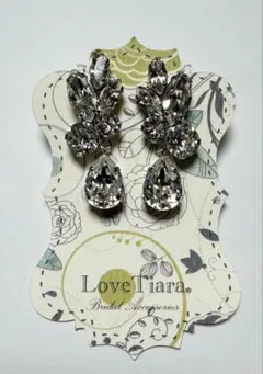 Love Tiara クリスタルイヤリング