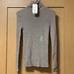 【新品】UNIQLO エクストラファインメリノリブタートルネック S
