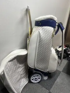 Item thumbnail for item 96fb64d6-02cb-41f6-92da-6d7b9ca87afb