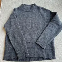 UNIQLO ダークグレー セーター S