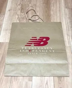 New Balance ショップ袋 ショッパーのサムネイル
