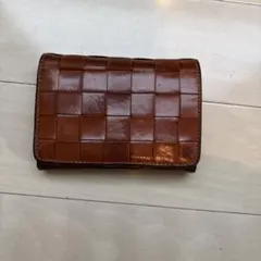 ダコタ　 二つ折り財布のサムネイル