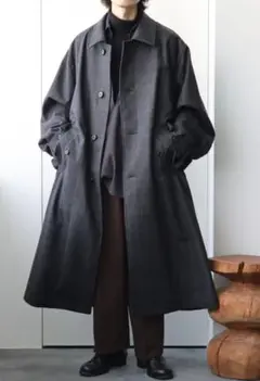 ssstein INVERTED PLEATS BALMACAAN COAT