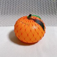 n.レトロ　ネット入りみかん　プラスチック　貯金箱