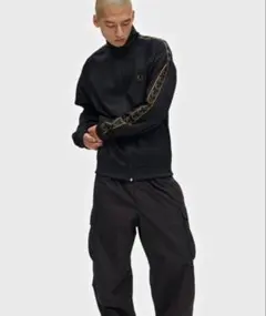 【極美品】FRED PERRY トラックジャケット 黒　Mサイズ