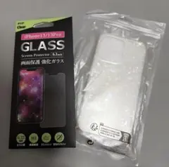 iPhone 13プロ　ホログラフィックケースと保護フィルム