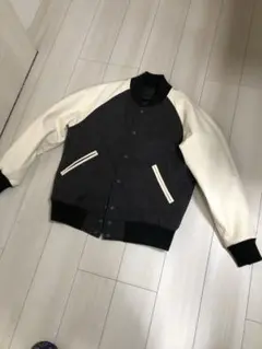 UNIQLO ユニクロ　合成皮革スタジャン グレーアイボリー