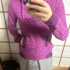 Volcom ジップアップパーカー 短丈 紫