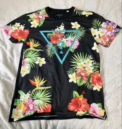 【お値下げ】GUESSレディースTシャツMのサムネイル