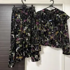 花柄フリル付きスカートセットアップ