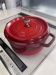 STAUB ストウブ ピコ・ココット ラウンド 24cm レッド 赤　両手鍋のサムネイル