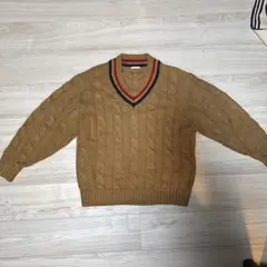GU ローゲージチルデンセーター　キャメル　Vネック