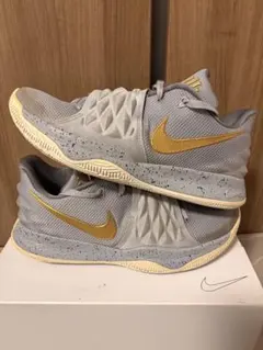 NIKE KYRIE LOW iD カイリー ロー 白×ゴールド
