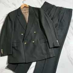 Burberryバーバリー　グリーン　カーキ　ダブルブレストスーツ