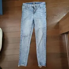 ANAP スキニーデニム ライトブルー ダメージ加工