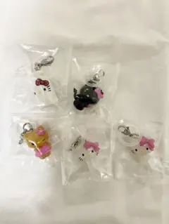 ハローキティ　めじるしアクセサリー　５個セット