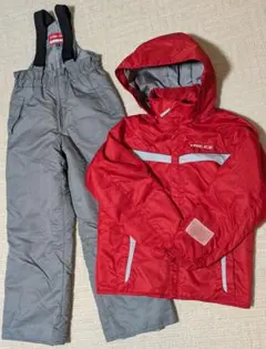 FABLICEキッズ雪遊びスノーボードスノボースキーウェア　サイズ150