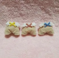 赤ちゃん　お洋服　フリルサロペット三点セット　コーデュロイ　リボン