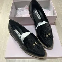 Item thumbnail for item 0a55fe6a-360b-4ede-8669-691c38f16697