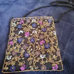 新品未使用 ビーズ刺繍 花柄 ポシェット