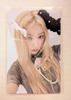 ILLIT アイリット モカ weverse盤 封入 ①