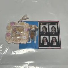 TWICE ジヒョ ランダム証明写真ステッカー、チャーム、カードホルダー