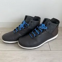 アディダス (adidas) ウィンターブーツのサムネイル
