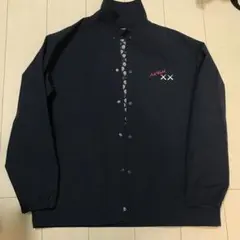 ナイロンジャンパー