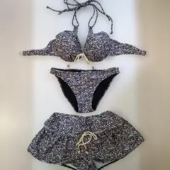 未使用　LAETITIA 花柄ビキニ水着 3点セットのサムネイル
