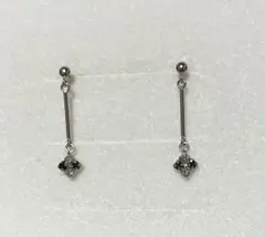 美品☆ジュエリーツツミ　K10WGダイヤモンドピアスのサムネイル