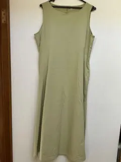 UNIQLO ウルトラストレッチノースリーブワンピース XXL